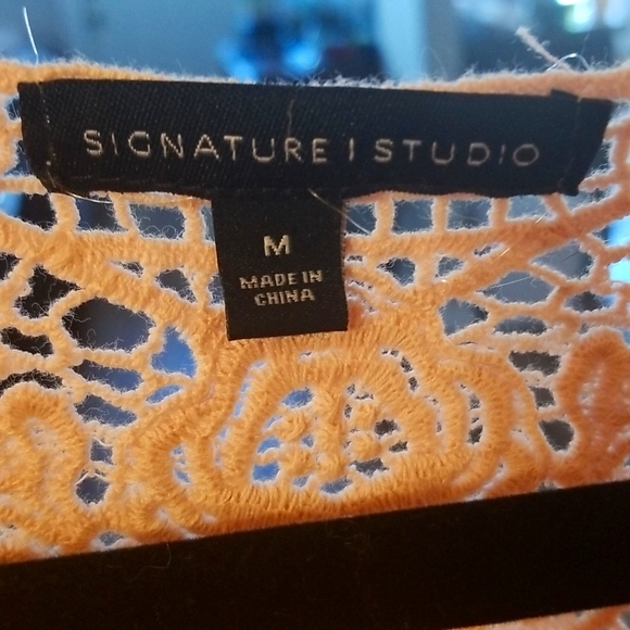 Signature Studio Wrap Dress Size Medium - Picture 6 of 8